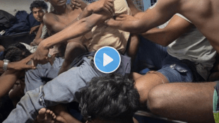 Bihar Police Constable Exam Protest at Patliputra station | Student crowd inside train for Bihar recruitment | बिहार पोलीस कॉन्स्टेबल परीक्षा विद्यार्थी आंदोलन | पाटलीपुत्र रेल्वे स्थानक विद्यार्थ्यांची गर्दी व्हायरल व्हिडिओ