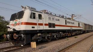 Nagpur Ajni Electric Loco Shed AC engine | Central Railway Vande Bharat style locomotive drivers cabin | Indian Railways freight train AC engine upgrade | Ajni loco shed Nagpur news