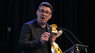 Andy Burnham next UK Prime Minister contender | Keir Starmer resigns as UK PM 10 Downing Street | ब्रिटनचे भावी पंतप्रधान अँडी बर्नहॅम किंग ऑफ द नॉर्थ | कीर स्टार्मर यांचा पंतप्रधानपदाचा राजीनामा लेबर पार्टी