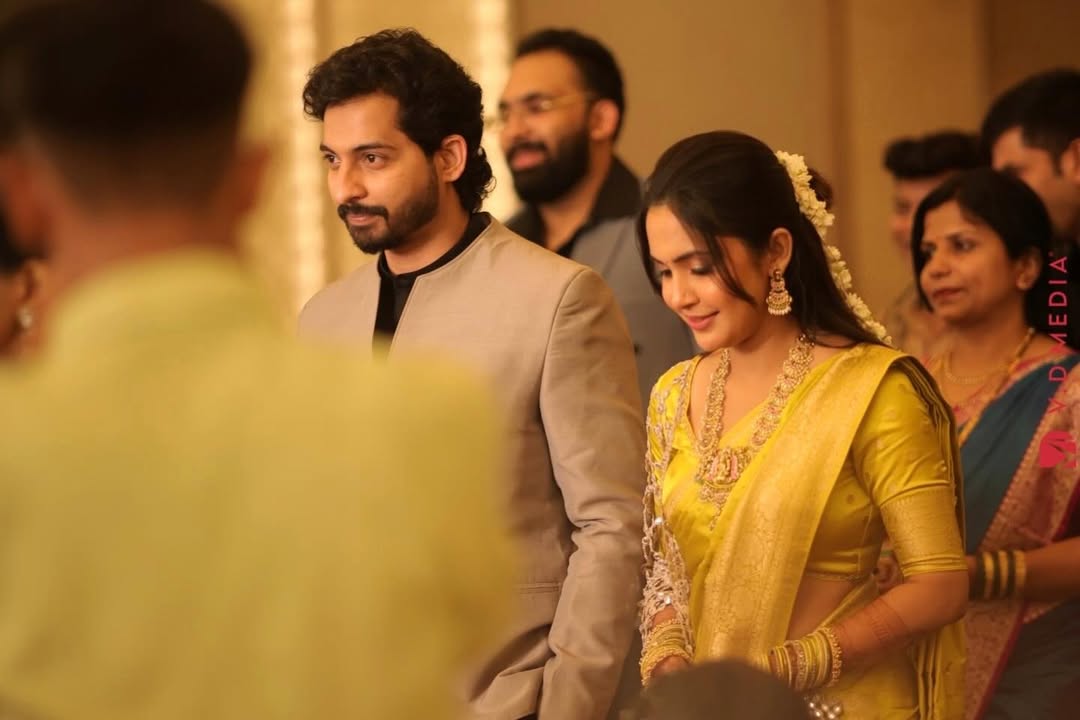 Anushka Sarkate Nikhil Chavan Engagement