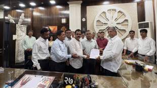 Chandrakant Patil Pune news | CCMP homeopathic doctors demands Maharashtra | Chandrakant Patil refuses felicitation | Maharashtra medical council registration issue doctors