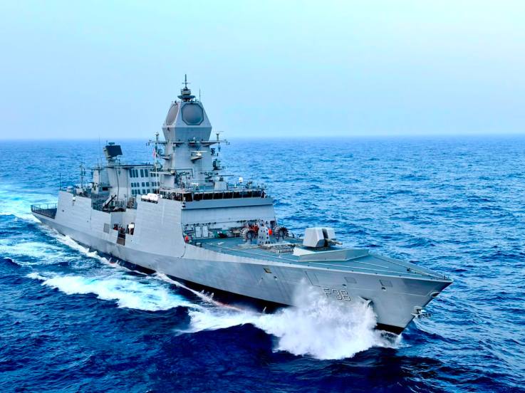 Indian Navy Three Warships INS Dunagiri Sanshodhak Agray commissioning ceremony | PM Modi at Indian Navy Three Warships event in Kolkata | भारतीय नौदलात ३ स्वदेशी युद्धनौका दाखल आयएनएस दुनागिरी | आयएनएस संशोधक आणि अग्रय युद्धनौका सामरिक महत्त्व
