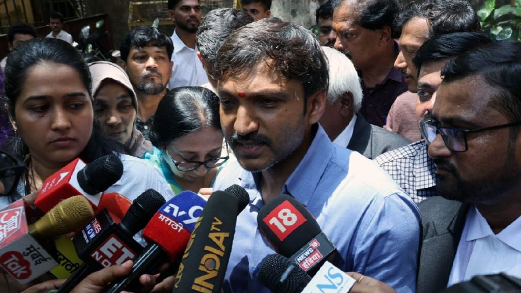 Omraje Nimbalkar Shinde Gat Pravesh reaction | Pavanraje Nimbalkar case verdict update | ओमराजे निंबाळकर शिंदे गट प्रवेश | पवनराजे निंबाळकर खटला निकाल Omraje Nimbalkar Shinde Gat Pravesh reaction | Pavanraje Nimbalkar case verdict update | ओमराजे निंबाळकर शिंदे गट प्रवेश | पवनराजे निंबाळकर खटला निकाल