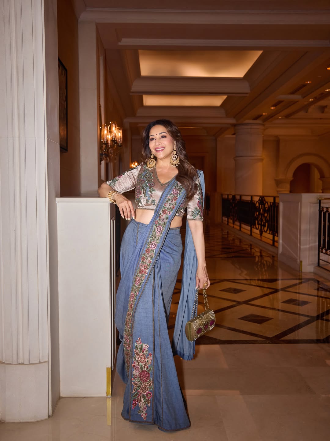 Madhuri Dixit Maa Behen Movie Saree Look