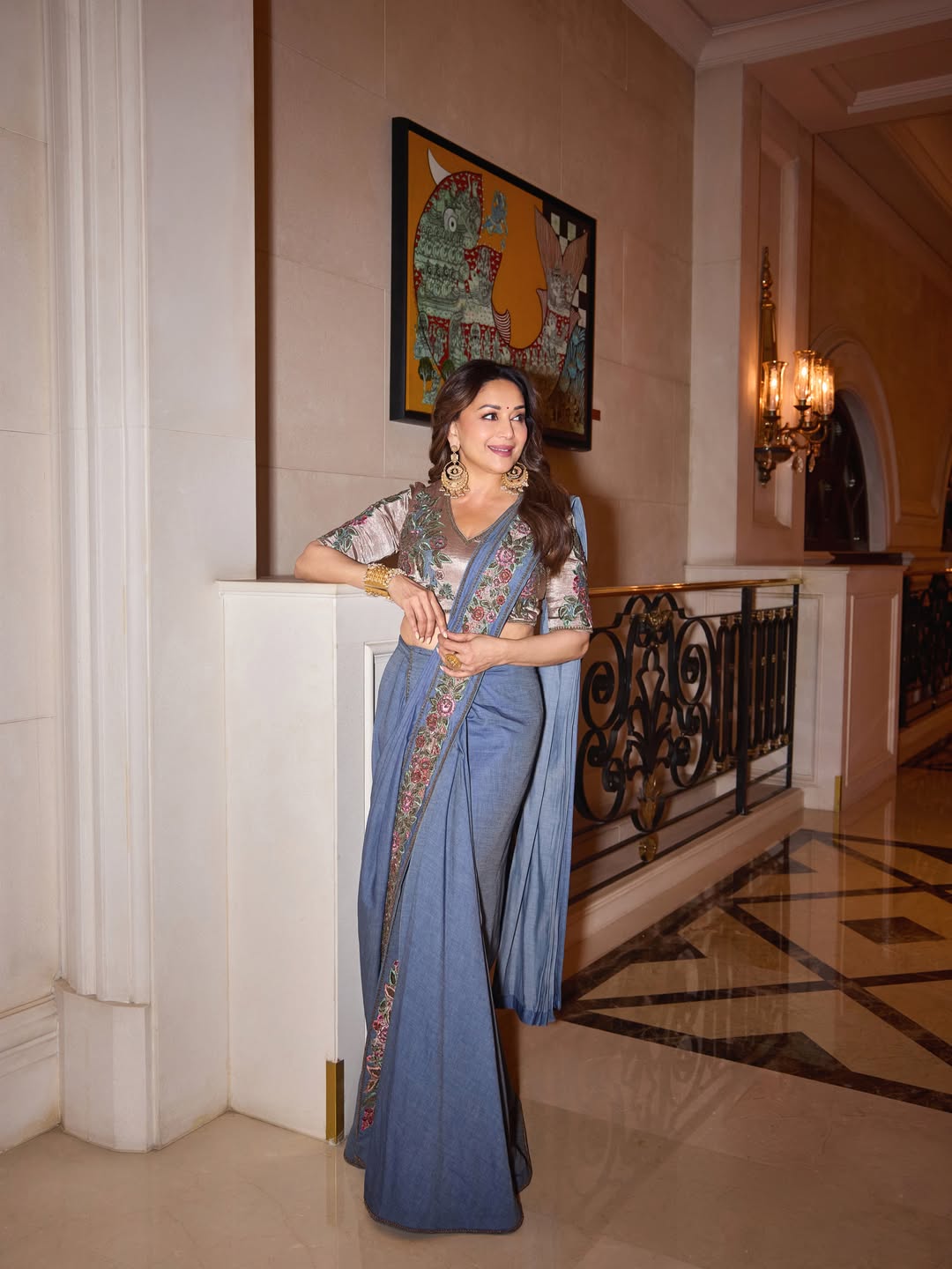 Madhuri Dixit Maa Behen Movie Saree Look