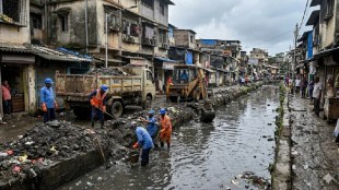 Mumbai BMC drain cleaning work | Monsoon preparedness Mumbai civic body | Incomplete drainage desilting Mumbai | Mumbai structural civic issues rainwater flooding