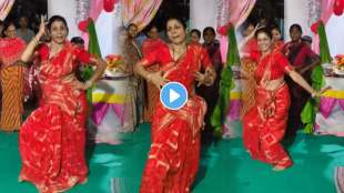 Aunty dance on bhojouri song