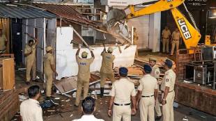 BMC demolition action on Andheri hotels | Whats Your Bahana Trove 9 Juliet Yazu illegal construction | Mumbai civic body anti encroachment drive Veera Desai road | Assistant Commissioner Chakrapani Alle BMC K West ward updates