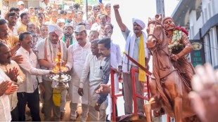 Rohit Pawar Annatyag Andolan Pandharpur | Farmer Loan Waiver Protest Maharashtra | NCP Sharad Pawar Party News | Pandharpur Shivaji Maharaj Chowk Protest