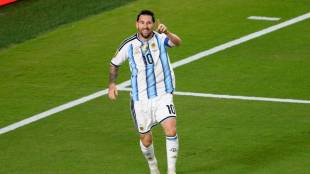 Lionel Messi hat trick goal Argentina vs Algeria | FIFA World Cup Kansas City Lionel Messi 16th goal | Miroslav Klose world cup record equal Messi | Argentina football team captain Lionel Messi celebration