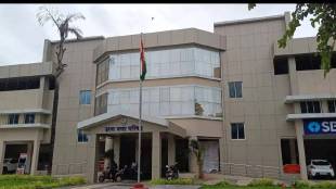 Uran municipal council general body meeting clash | President Bhavana Ghanekar MVA Uran development resolutions | Vice President Ravi Bhoir BJP majority voting | Uran local body political tension Maharashtra