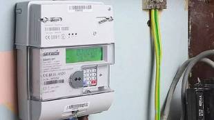 Mahavitaran smart meter installation Badlapur updates | MSEDCL electricity consumer awareness camp Kalyan | Palghar Superintending Engineer Madan Sangale suspended | Adani Power smart meter controversy Maharashtra