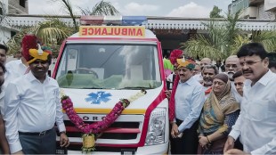 girish mahajan birthday ambulance inauguration jalgaon | bara balutedar foundation malegaon ventilator ambulance nashik | mangesh chavan smita wagh bandukaka bachhav bjp jalgaon | advance life support icu ambulance nashik kumbhmela