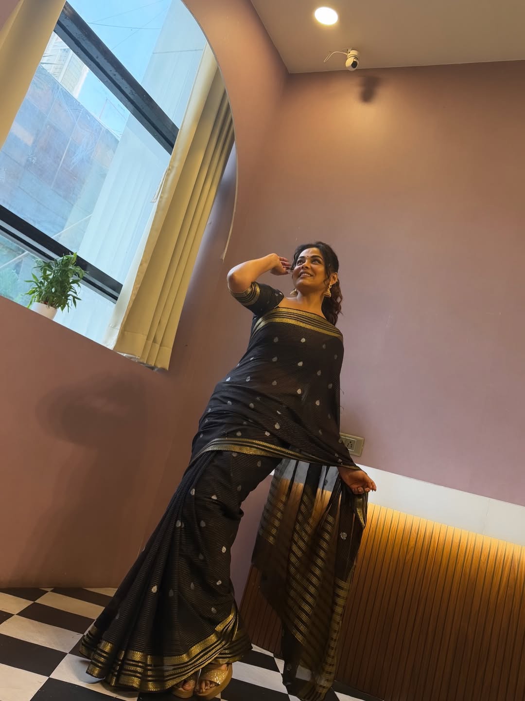 Prarthana Behere Black Saree Look