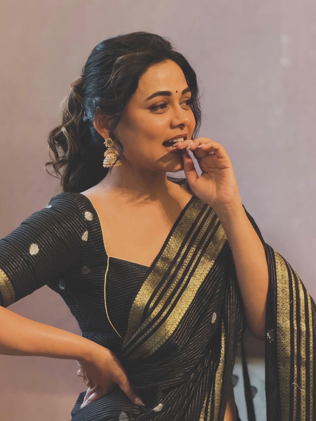 Prarthana Behere Black Saree Look