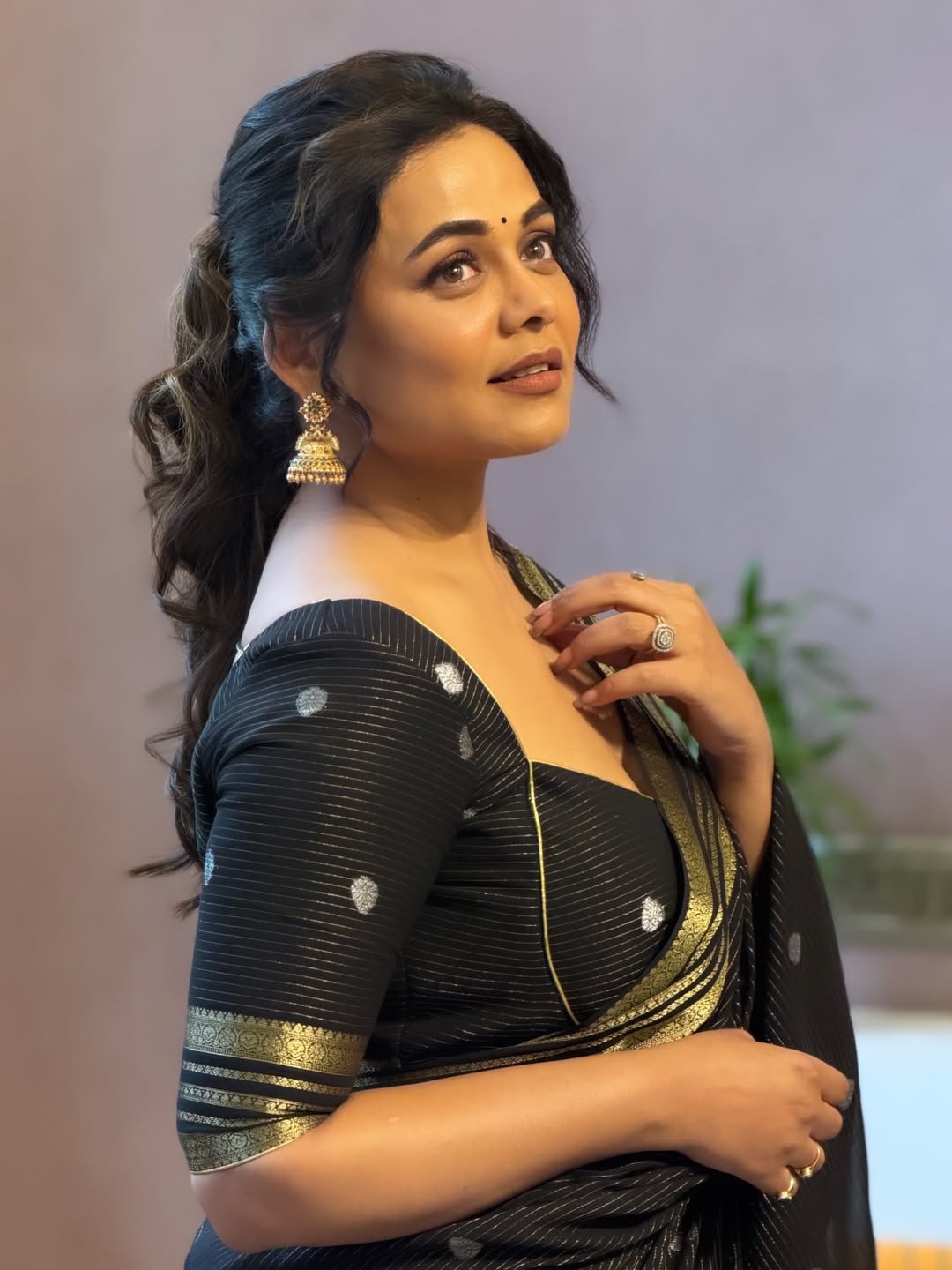 Prarthana Behere Black Saree Look