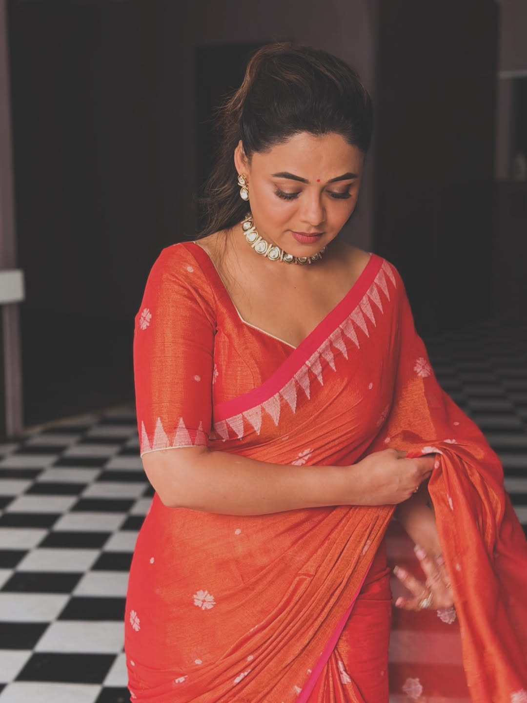 Prarthana Behere Orange Saree Look