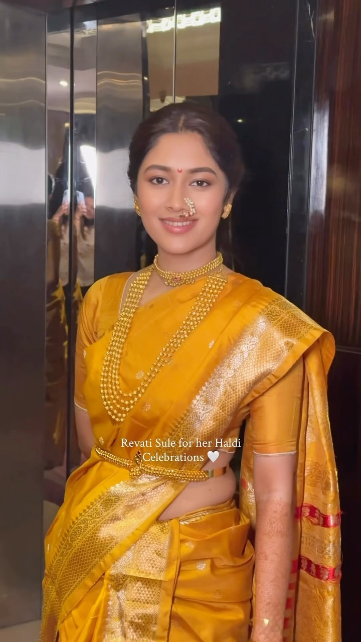 Revati Sule Haladi Look Yellow Nauvari Saree
