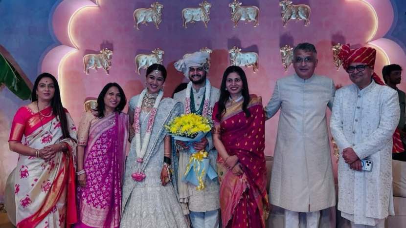 तिने परिधान केलेलं मंगळसूत्र आजच्या आधुनिक काळातील स्त्रियांसाठी फॅशन स्टेटमेंट ठरू शकेल.