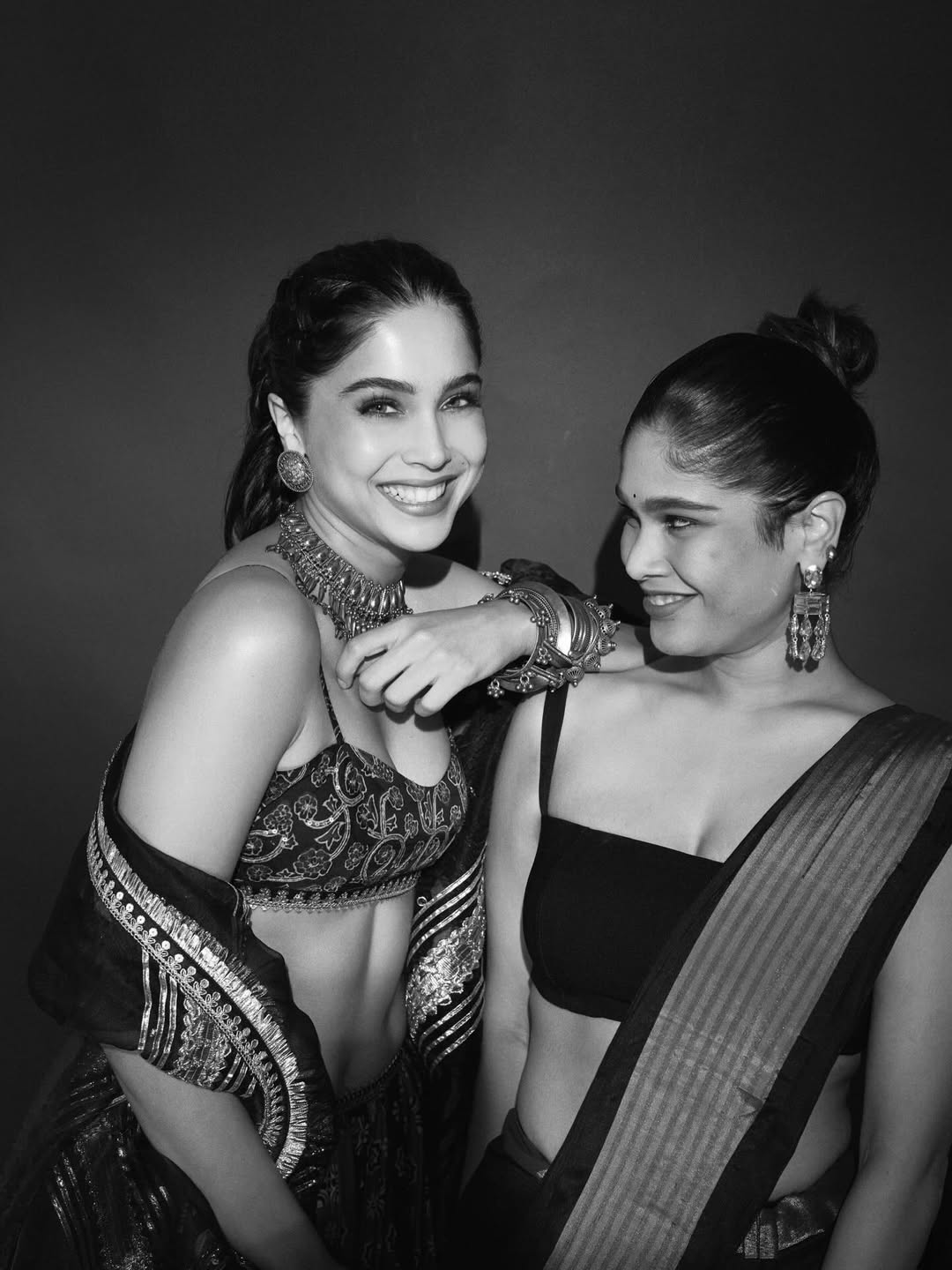 Sharvari Wagh sister Kasturi Wagh photos