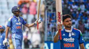 Shubman Gill wears special cooling towel around neck to keep body cool in IND vs AFG 2nd ODI