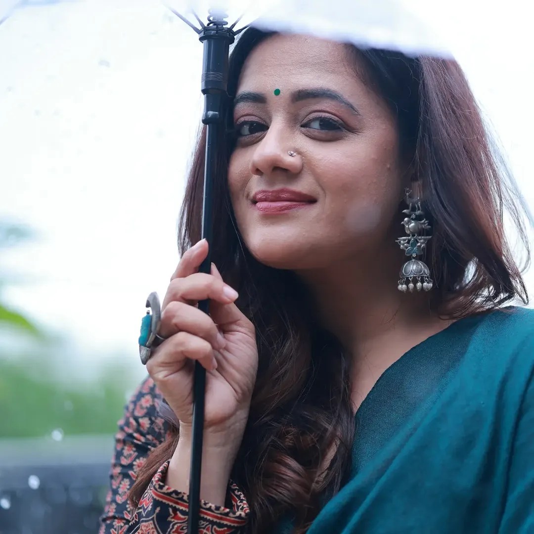 Spruha Joshi Monsoon Rain 2026 Photoshoot