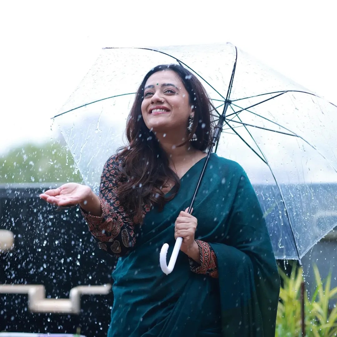 Spruha Joshi Monsoon Rain 2026 Photoshoot