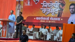 भाजपचे फोडाफोडी आणि गद्दारीचे राजकारण रा. स्व. संघाला मान्य आहे का? उद्धव ठाकरे यांचा शिर्डीतील मेळाव्यात प्रश्न
