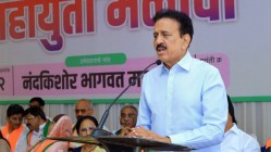 “मतदान करा, भरघोस निधी मिळेल…”, जळगावमधील महायुतीच्या मेळाव्यात गिरीश महाजनांचे नगरसेवकांना थेट प्रलोभन?