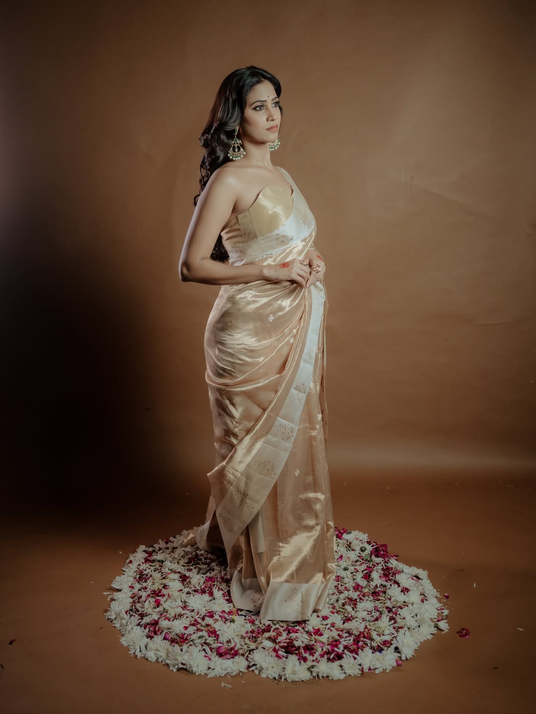 Yogita Chavan Golden Saree Look