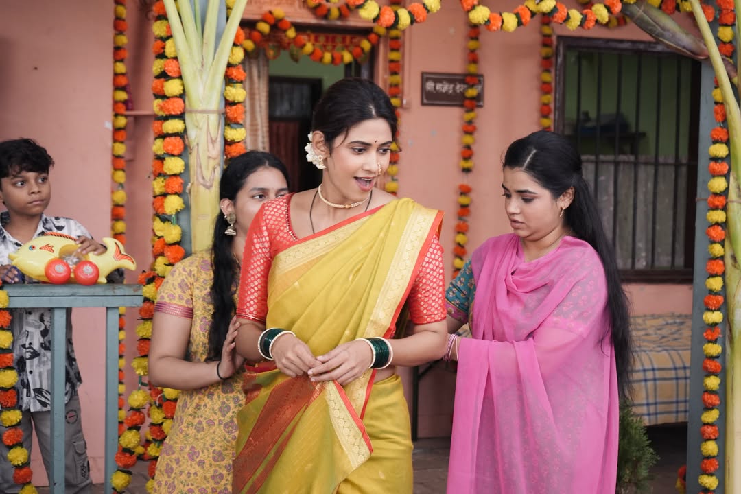 Yogita Chavan Golden Saree Look