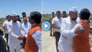 Abdul Sattar Ambadas Danve Hug on Samruddhi Mahamarg | Both Shivsena Reunion Viral Video screenshot | अब्दुल सत्तार अंबादास दानवे गळाभेट | दोन्ही शिवसेना एकत्र येण्याच्या चर्चांवर सत्तारांचे विधान
