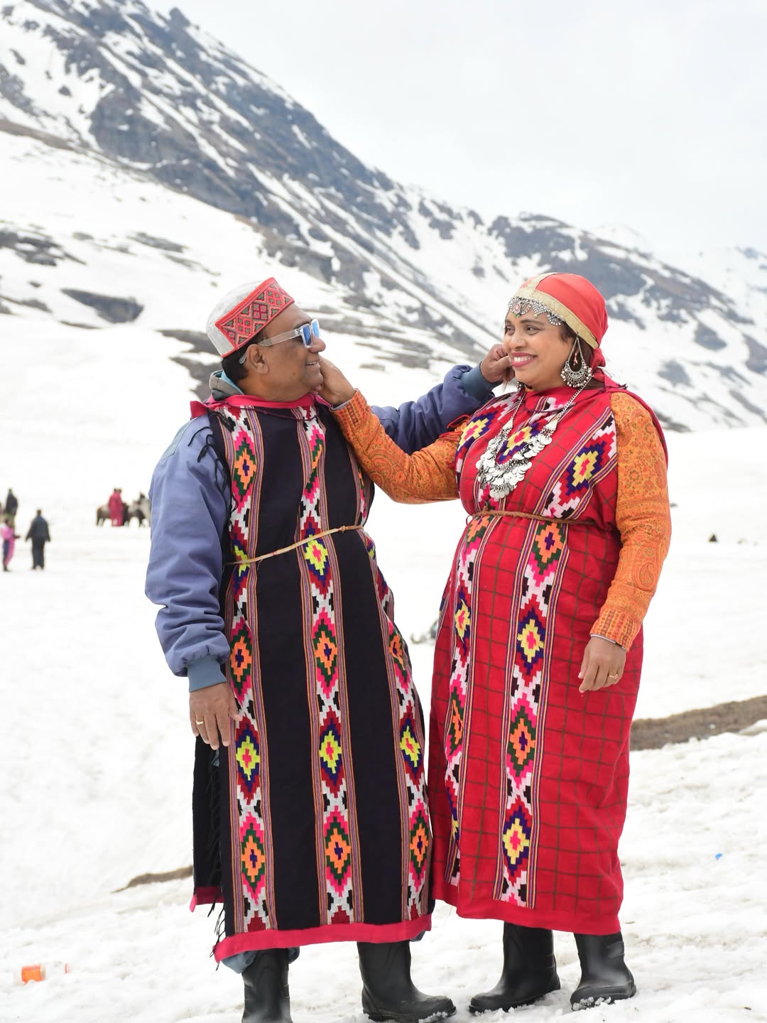 bhau kadam and wife mamta kadam manali trip lovestory