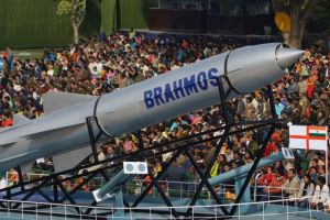 India deployed nuclear weapons SIPRI report | SIPRI Yearbook 2026 India China nuclear warheads comparison | भारताने पहिल्यांदाच तैनात केली अण्वस्त्रे सिपरी अहवाल | सिपरी इयरबुक २०२६ भारत चीन अणुबॉम्ब क्षमता