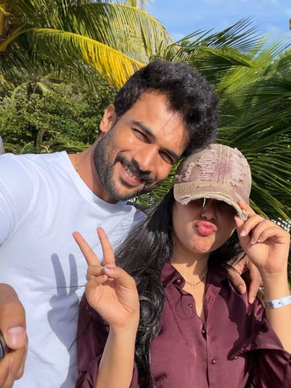 vishal nikam with wife shrilanka tour video viral