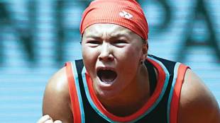 Aryna Sabalenka French Open defeat | Diana Shnaider tennis victory Paris | Roland Garros women singles upset | Maja Chwalinska semifinals breakthrough