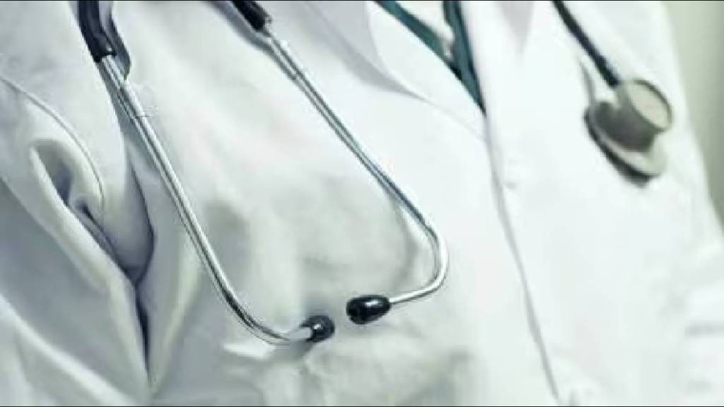 bogus doctor arrested in vasai virar | nalasopara rishi healthcare clinic raid | vvcmc action against fake doctors | ravindra ranjan bhms degree fraud case maharashtra crime bogus doctor arrested in vasai virar | nalasopara rishi healthcare clinic raid | vvcmc action against fake doctors | ravindra ranjan bhms degree fraud case maharashtra crime