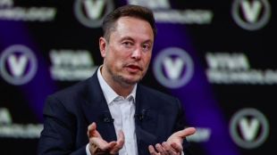 Elon Musk Net Worth loss update | SpaceX Stock Drop impact on richest man | एलॉन मस्क यांच्या संपत्तीत मोठी घसरण | स्पेसएक्स शेअर्स गडगडल्याने मस्क यांचे नुकसान
