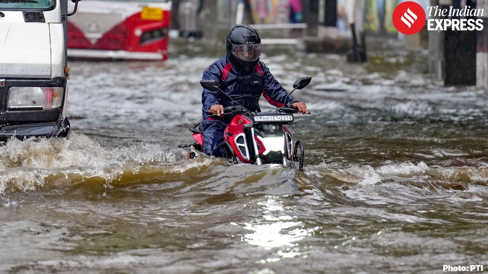 Waterlogging was also reported in the King Circle junction