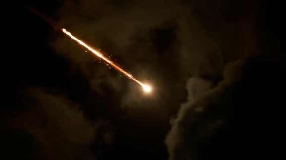 Iran Israel War Update ballistic missile attack intercepted over airspace | Israel air defense system tracking Iranian missiles | इराण इस्रायल युद्ध बॅलिस्टिक क्षेपणास्त्र हल्ला | इस्रायल हवाई संरक्षण यंत्रणा इराण क्षेपणास्त्र
