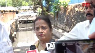 Kishori Pednekar inspecting Andheri subway waterlogging | Mumbai monsoon drainage failure BJP criticism | Shiv Sena leader visits flooded areas Mumbai | Andheri Mogra Nala cleaning reality check 2026
