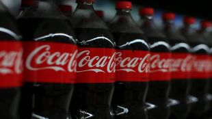 Coca Cola India Bottling IPO announcement updates | Mukesh Ambani Campa Cola rivalry in beverage market | कोका कोला इंडिया बॉटलिंग आयपीओ २०२७ | कॅम्पा कोला मुकेश अंबानी व्यावसायिक स्पर्धा रिलायन्स