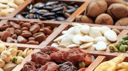 Dry Fruit Rates : आयात खर्च वाढल्याने सुकामेवा महाग; किलोमागे १०० ते ३०० रुपयांनी वाढ