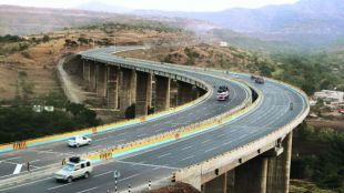 Pune Satara Highway NHAI monsoon emergency management system | NHAI road safety measures on Pune Satara national highway | पुणे सातारा महामार्ग एनएचएआय आपत्कालीन व्यवस्थापन | एनएचएआय पावसाळापूर्व दुरुस्ती पुणे सातारा हायवे