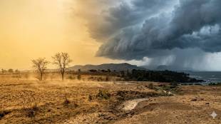 maharashtra monsoon update delayed 2026 | mumbai weather transit heatwave alert | imd konkan rain forecast news | vidarbha marathwada high temperature updates