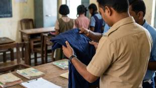 maharashtra school uniform quality check | education minister dada bhuse uniform inspection | zilla parishad school student uniform price | maharashtra education department school visit