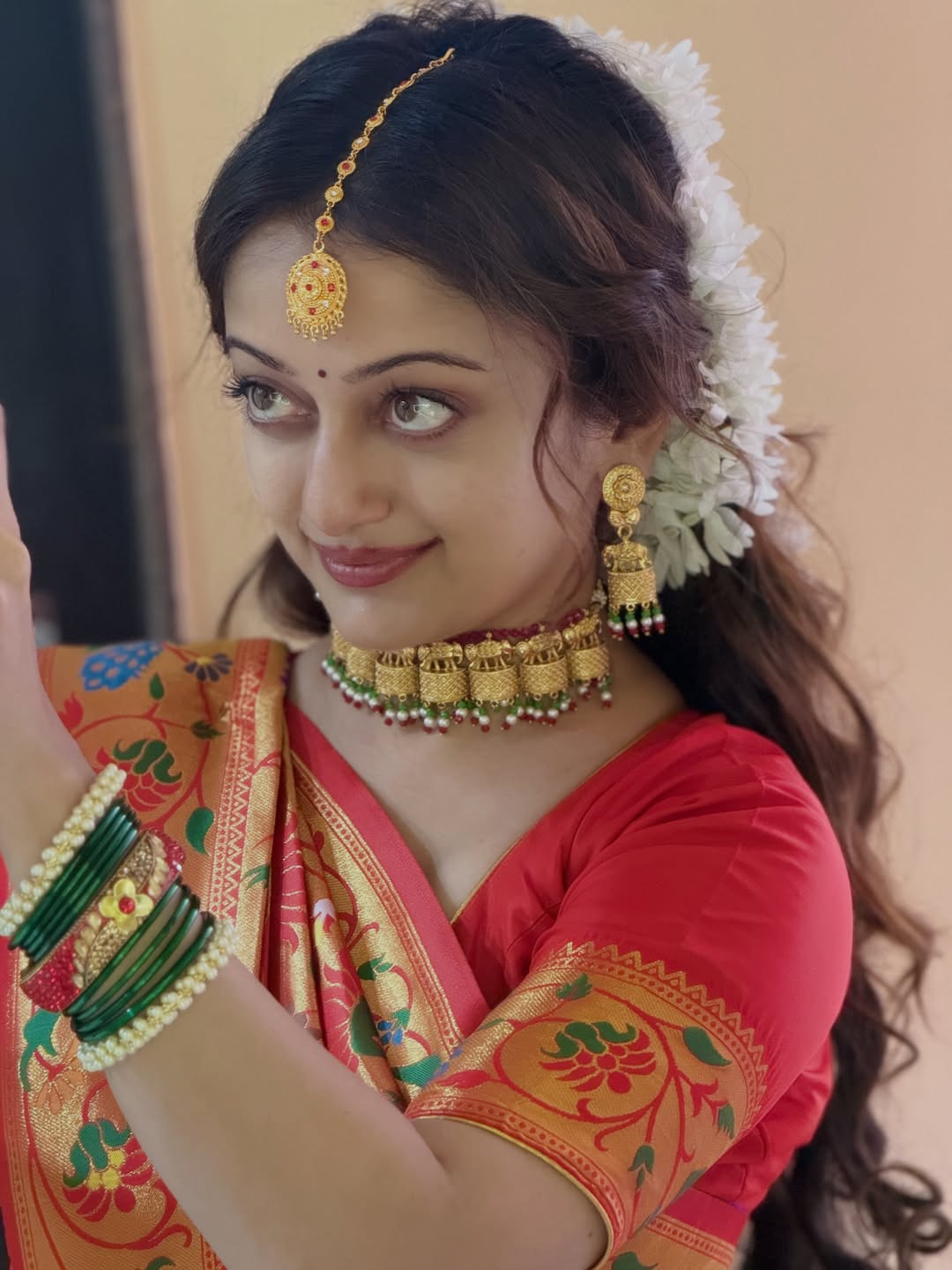 manasi naik paithani photos