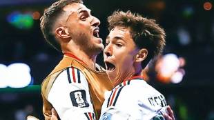 Mexico vs Czechia FIFA World Cup match | Mateo Chavez goal Mexico football team | Guillermo Ochoa Mexico goalkeeper Azteca stadium | Mexico qualifies for Round of 32 World Cup