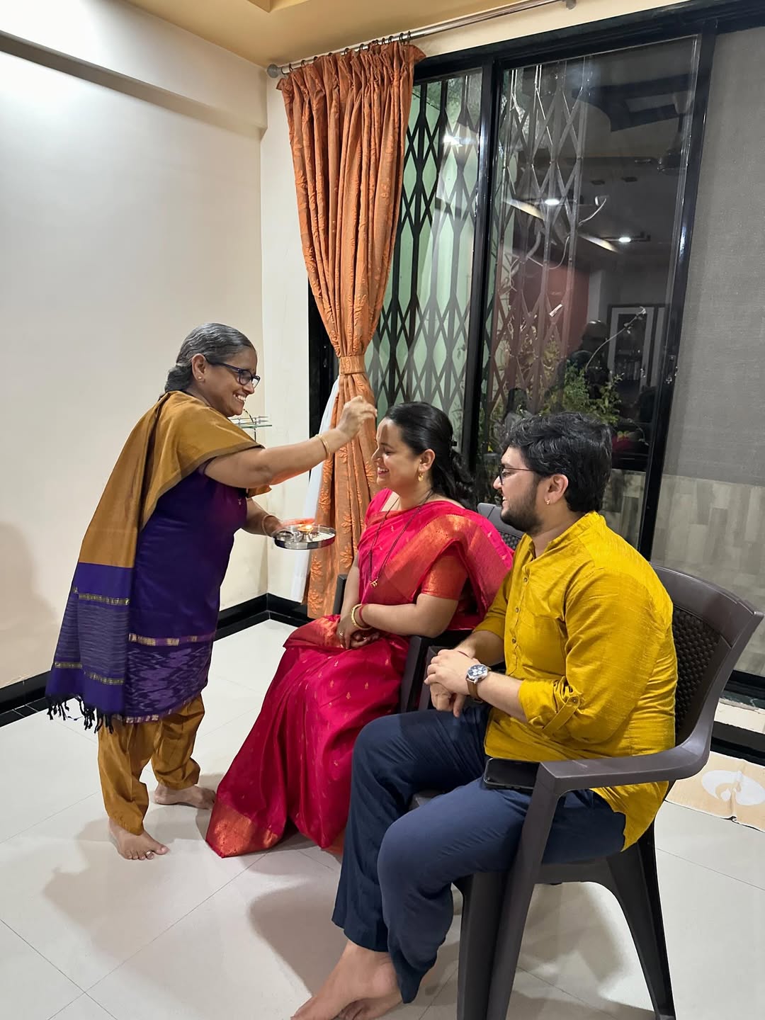 mugdha-vaishampayan-prathamesh-laghate-adhik-maas-jawai-vaan-photos