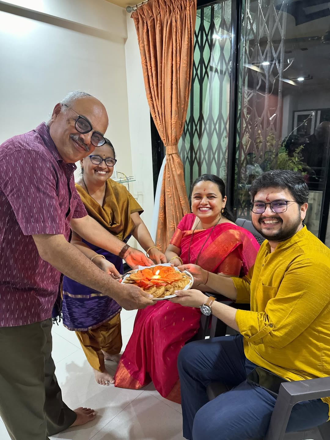 mugdha-vaishampayan-prathamesh-laghate-adhik-maas-jawai-vaan-photos